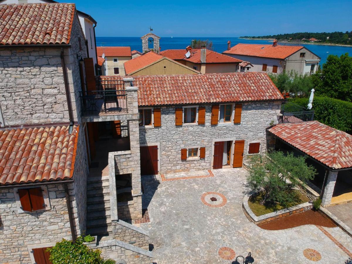 אומאג Apartments Villa Stapo מראה חיצוני תמונה