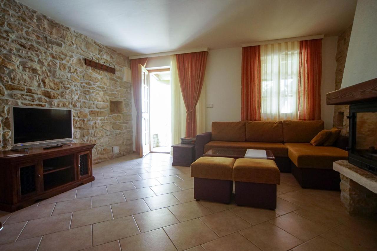 אומאג Apartments Villa Stapo מראה חיצוני תמונה