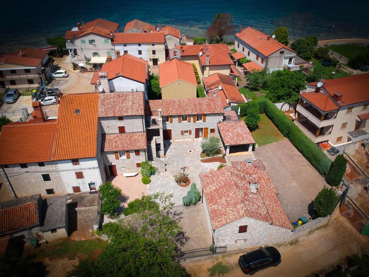 אומאג Apartments Villa Stapo מראה חיצוני תמונה