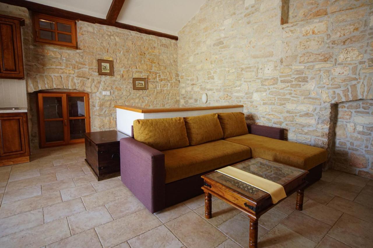 אומאג Apartments Villa Stapo מראה חיצוני תמונה