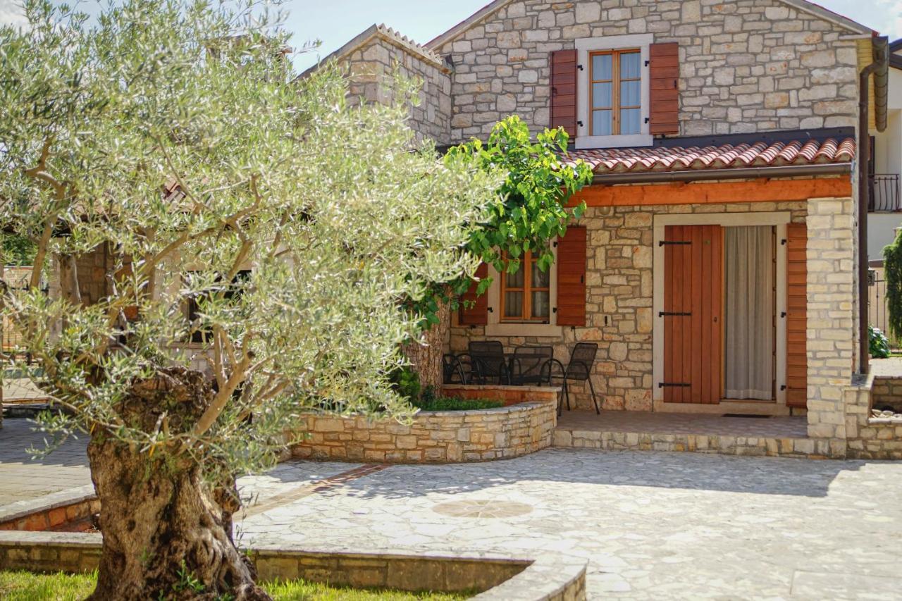 אומאג Apartments Villa Stapo מראה חיצוני תמונה