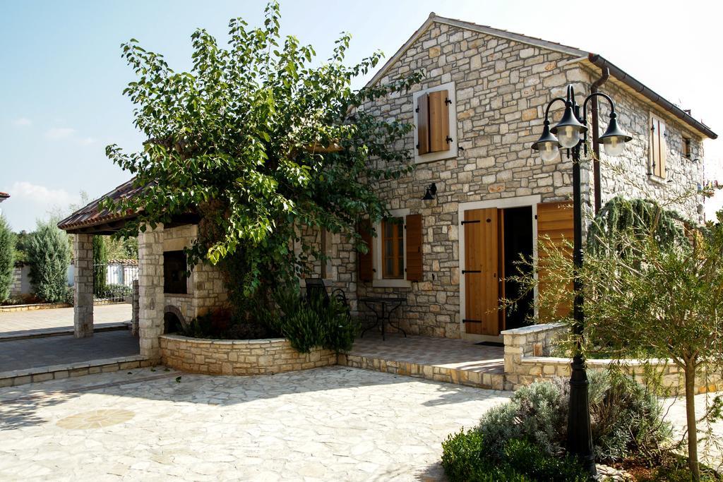 אומאג Apartments Villa Stapo מראה חיצוני תמונה